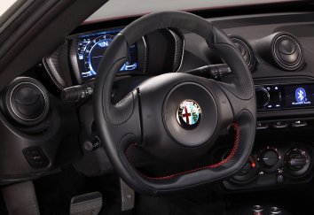Alfa Romeo 4C (facelift 2017) - Photo 6