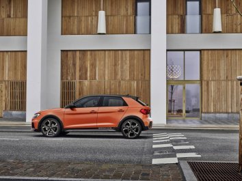 Audi A1 citycarver   - Photo 2