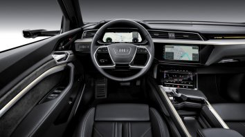 Audi E-tron    - Photo 7