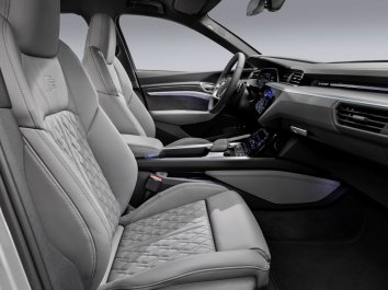 Audi E-tron e-tron Sportback   - Photo 4