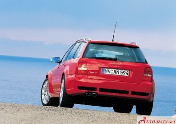 Audi RS 4 Avant (8D B5) - Photo 2