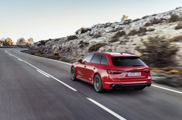 Audi RS 4 Avant (B9 facelift 2019) - Photo 2