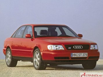 Audi S6   (4A,C4) - Photo 2