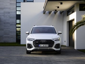 Audi SQ5 II (facelift 2020) - Photo 2