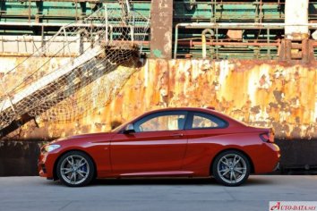 BMW 2 Series Coupe  (F22) - Photo 2