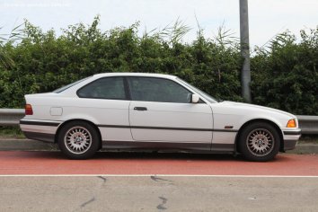 BMW 3 Series Coupe  (E36) - Photo 2