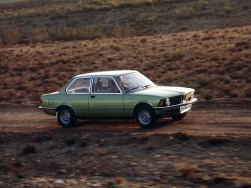 BMW 3 Series   (E21) - Photo 3