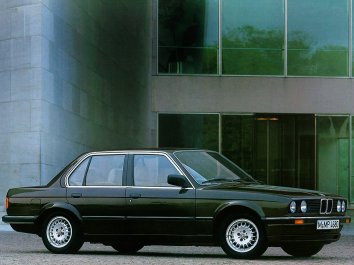 BMW 3 Series Sedan  (E30) - Photo 4