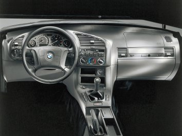 BMW 3 Series Sedan  (E36) - Photo 6