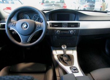 BMW 3 Series Sedan  (E90 facelift 2009) - Photo 6