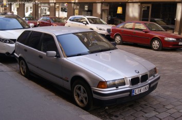 BMW 3 Series Touring  (E36)