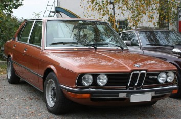 BMW 5 Series   (E12 Facelift 1976)