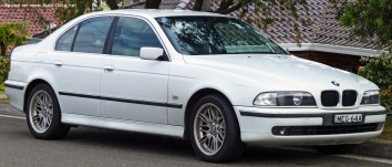 BMW 5 Series   (E39)