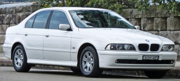 BMW 5 Series   (E39 Facelift 2000)