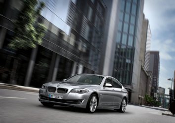 BMW 5 Series Sedan  (F10) - Photo 2