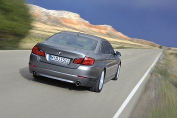 BMW 5 Series Sedan  (F10) - Photo 7