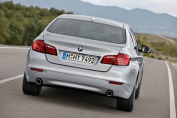 BMW 5 Series Sedan  (F10 LCI Facelift 2013) - Photo 2