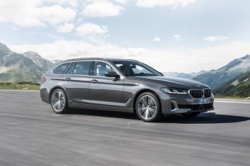BMW 5 Series Touring  (G31 LCI facelift 2020) - Photo 2