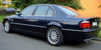 BMW 7 Series   (E38) - Photo 4