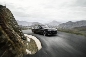 BMW 7 Series   (G70) - Photo 3