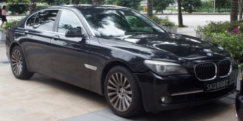 BMW 7 Series Long  (F02)