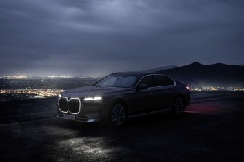 BMW i7 (G70) - Photo 7
