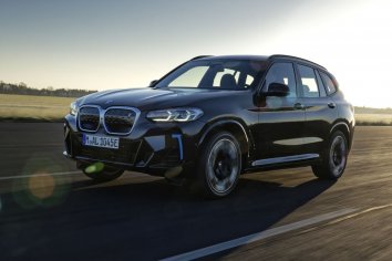 BMW iX3 (G08 facelift 2021) - Photo 2