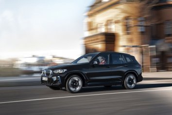 BMW iX3 (G08 facelift 2021) - Photo 3