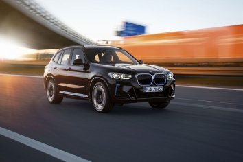 BMW iX3 (G08 facelift 2021) - Photo 7