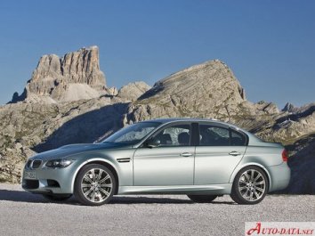 BMW M3   (E90) - Photo 3