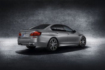BMW M5 (F10M LCI facelift 2014) - Photo 2