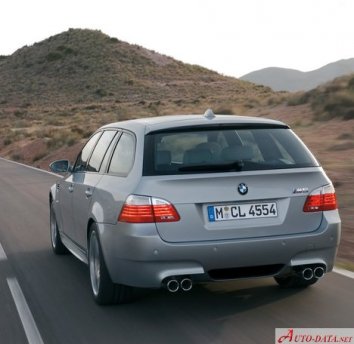 BMW M5 Touring (E61) - Photo 2