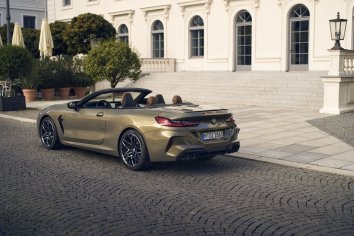 BMW M8 Convertible (F91 facelift 2022) - Photo 2