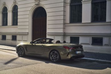 BMW M8 Convertible (F91 facelift 2022) - Photo 6