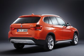 File:BMW X1 (E84, Facelift) – Frontansicht, 2. September 2012