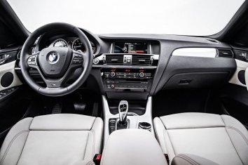 BMW X4   (F26) - Photo 3