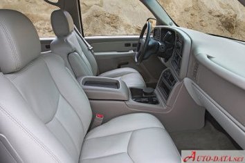 Chevrolet Suburban   (GMT800) - Photo 5