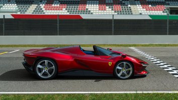 Ferrari Daytona SP3  - Photo 5