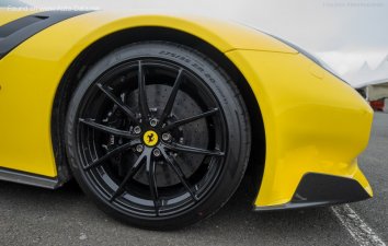 Ferrari F12  - Photo 4