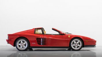 Ferrari Testarossa    - Photo 2