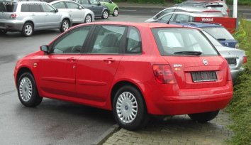 Fiat Stilo   (5-door facelift 2003) - Photo 2
