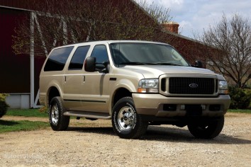 Ford Excursion   