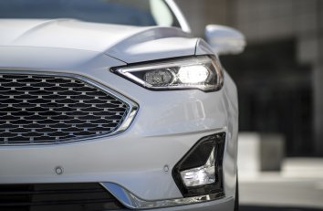 Ford Fusion II  (facelift 2018) - Photo 3