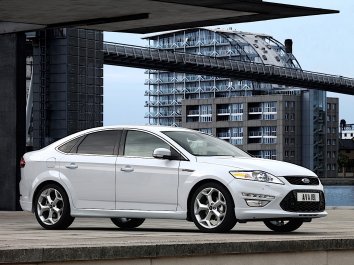 Ford Mondeo III Hatchback  (facelift 2010) - Photo 4