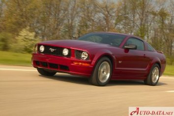 Ford Mustang V   - Photo 7