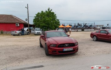 Ford Mustang V (facelift 2013) - Photo 2