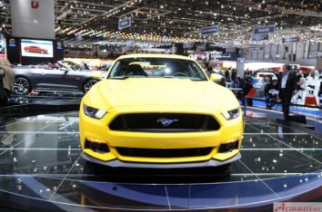 Ford Mustang VI   - Photo 4