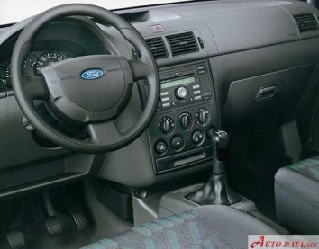 Ford Tourneo Connect    - Photo 4