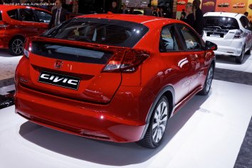 Honda Civic IX Hatchback   - Photo 5