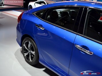 Honda Civic X Sedan   - Photo 6